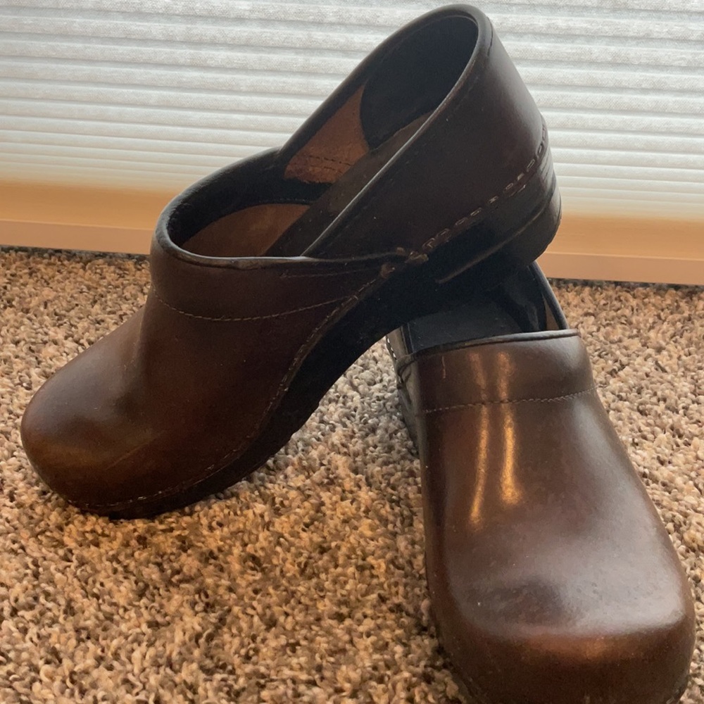 Sanita Brown Leather Clogs size 38